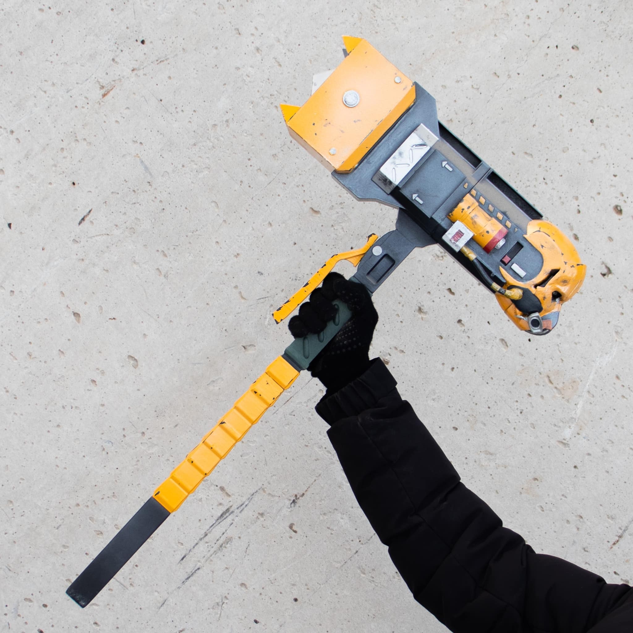 Caustic Heirloom Death Hammer - Apex Legends prop replica cosplay