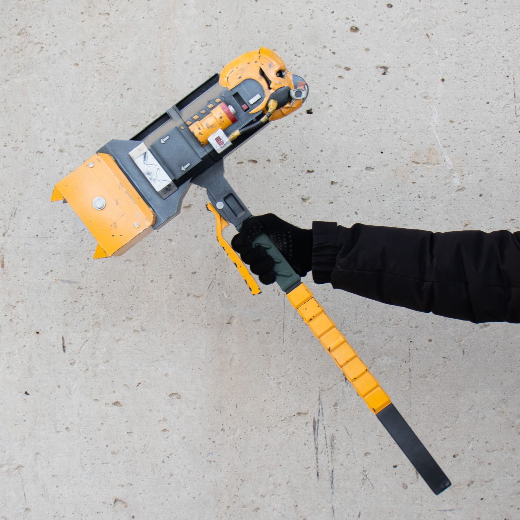 Caustic Heirloom Death Hammer apex legends prop replica 19