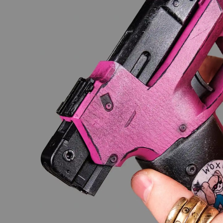 Lizzie PREMIUM EDITION Replica Prop From Cyberpunk 2077 By Blasters4Masters 5
