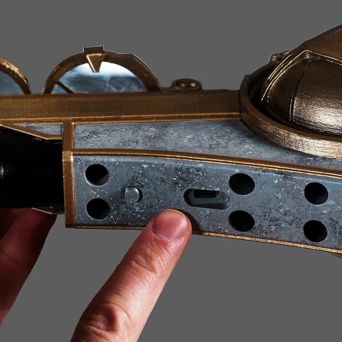 Caitlyns Sniper Rifle Replica Prop From Arcane League Of Legends By Blasters4Masters 21