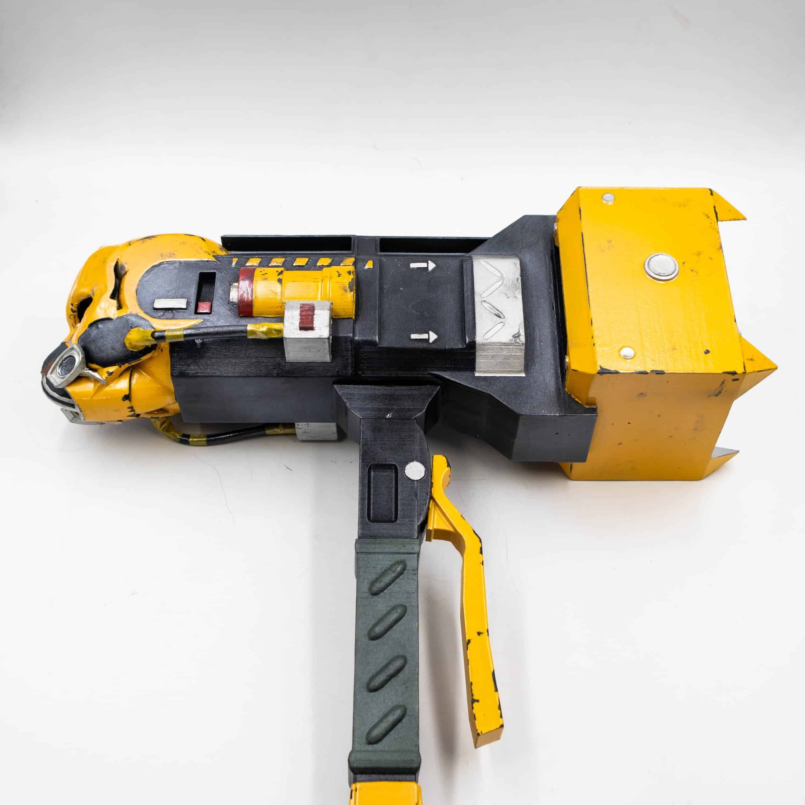 Caustic Heirloom Death Hammer apex legends prop replica 3