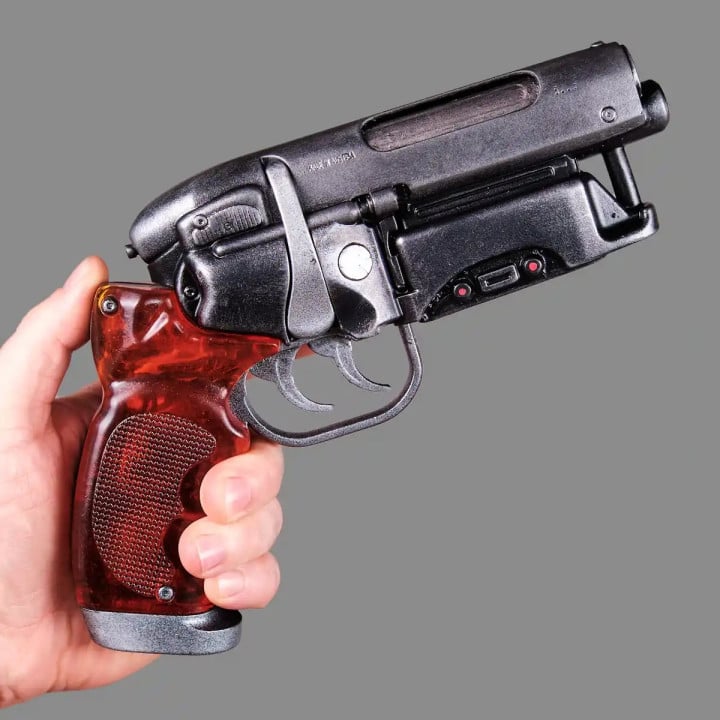 Rick Deckards Blaster PREMIUM EDITION Replica Prop From Blade Runner By Blasters4Masters 1