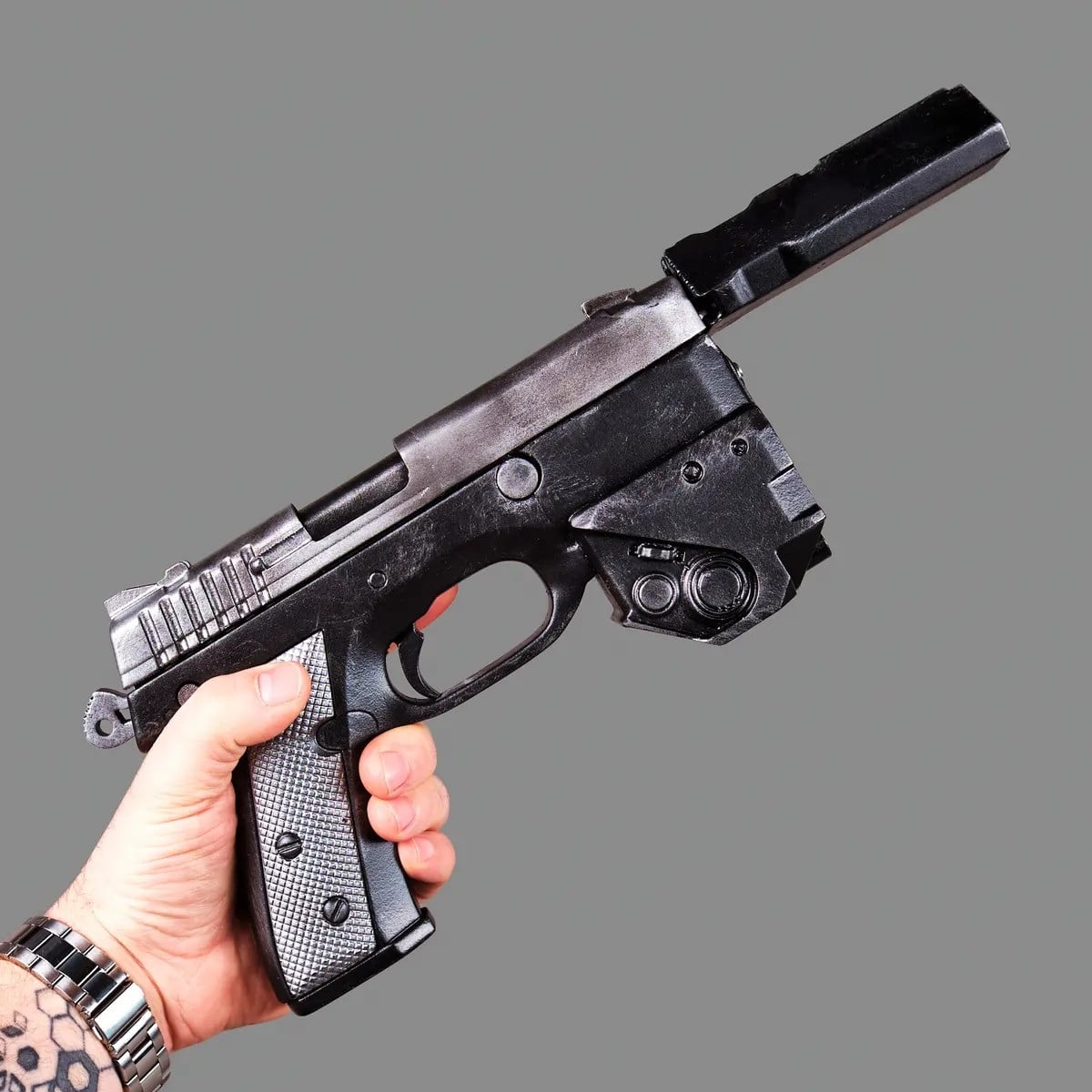 Her Majesty PREMIUM EDITION Replica Prop From Cyberpunk 2077 By Blasters4Masters 1