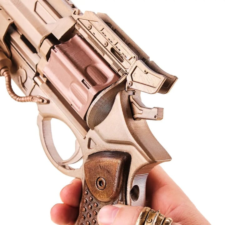 Hawkmoon Copper Edition Replica Prop From Destiny 2 By Blasters4Masters 6