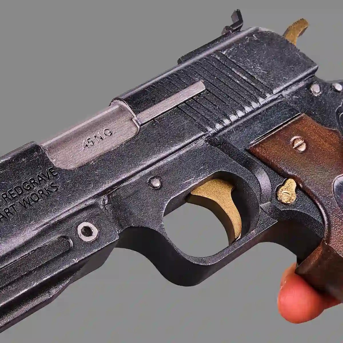 Ebony Ivory PREMIUM Replica Prop From Devil May Cry By Blasters4Masters 4