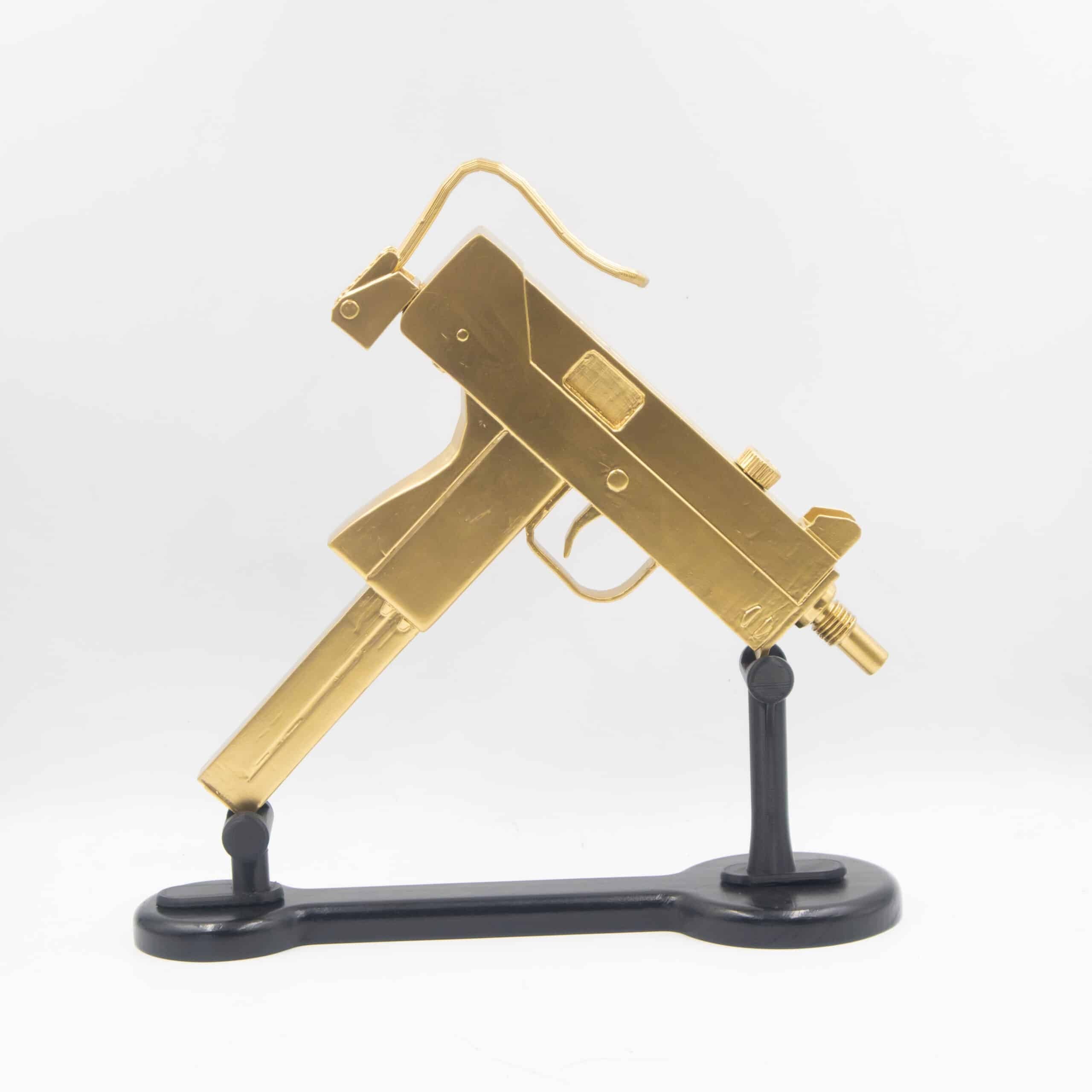 Golden uzi prop replica 1