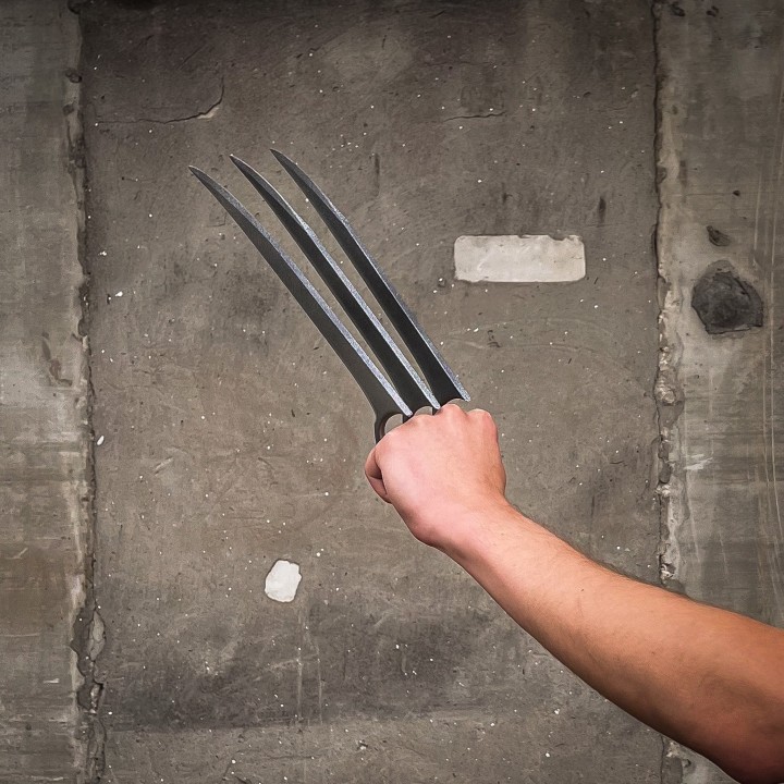 wolverine claws props replicas