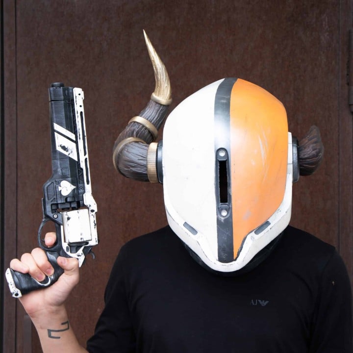 Lord Shaxx Helmet - D2