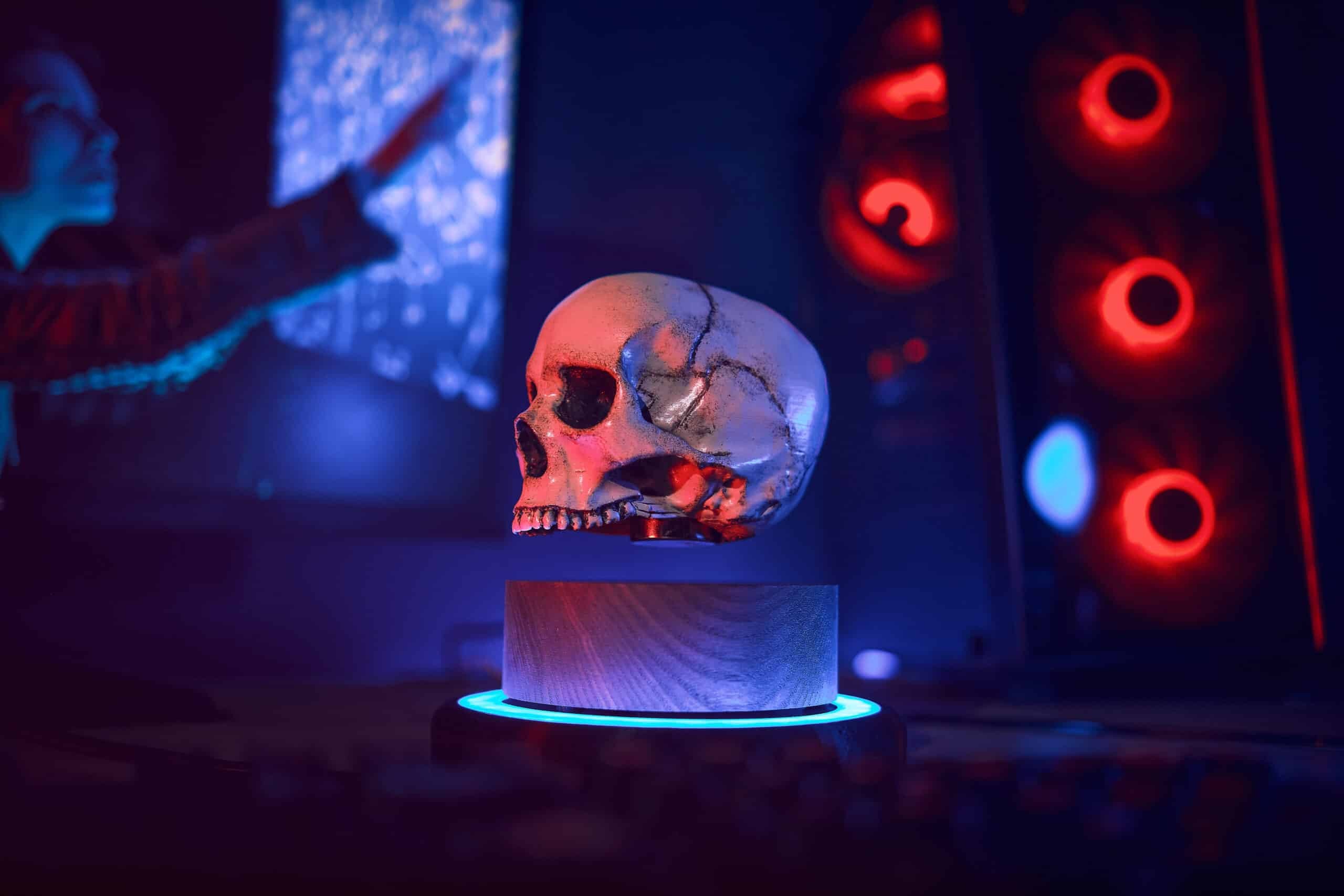 Floating skull levitating hovering home decor 1