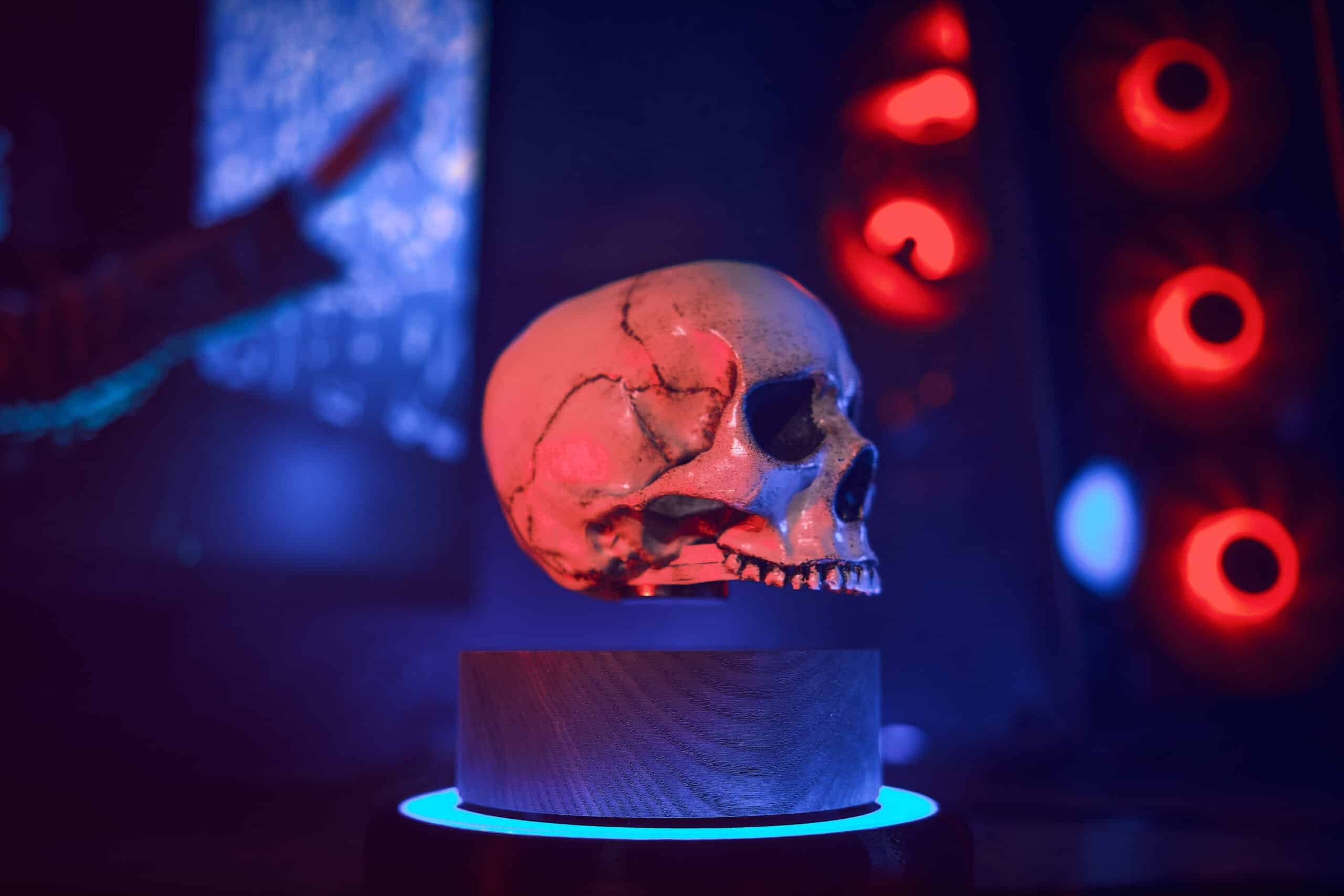 Floating skull levitating hovering home decor 8