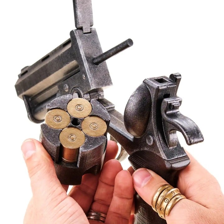 Good Samaritan Replica Prop From Hellboy By Blasters4Masters 10