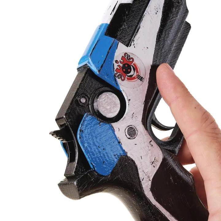 Travelers Chosen Replica Prop From Destiny 2 By Blasters4Masters 5