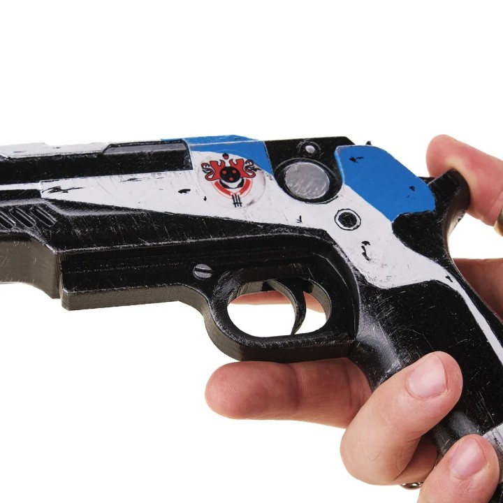 Travelers Chosen Replica Prop From Destiny 2 By Blasters4Masters 2