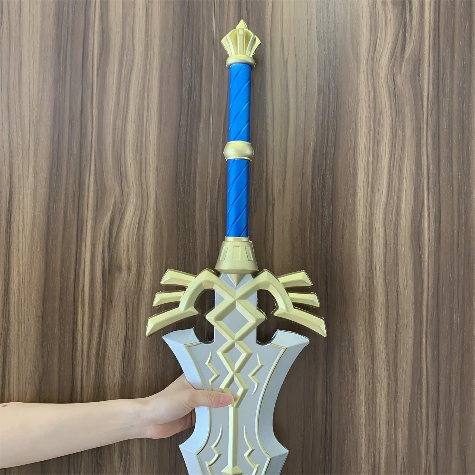 Elegant Royal Broadsword replica inspired by The Legend of Zelda, handcrafted from safe PU rubber, perfect for cosplay or gaming