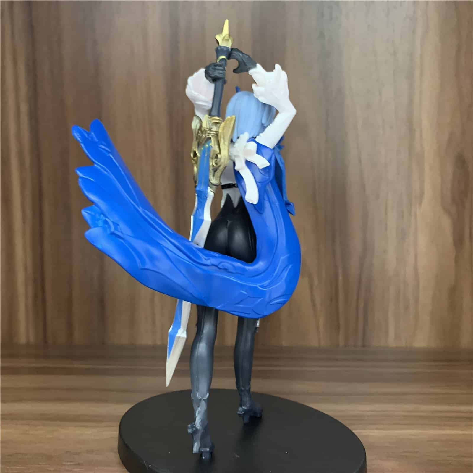Handcrafted, 3D printed resin Eula figure from Genshin Impact, standing 16cm (6.3 inches) tall. A must-have for any fan's collec