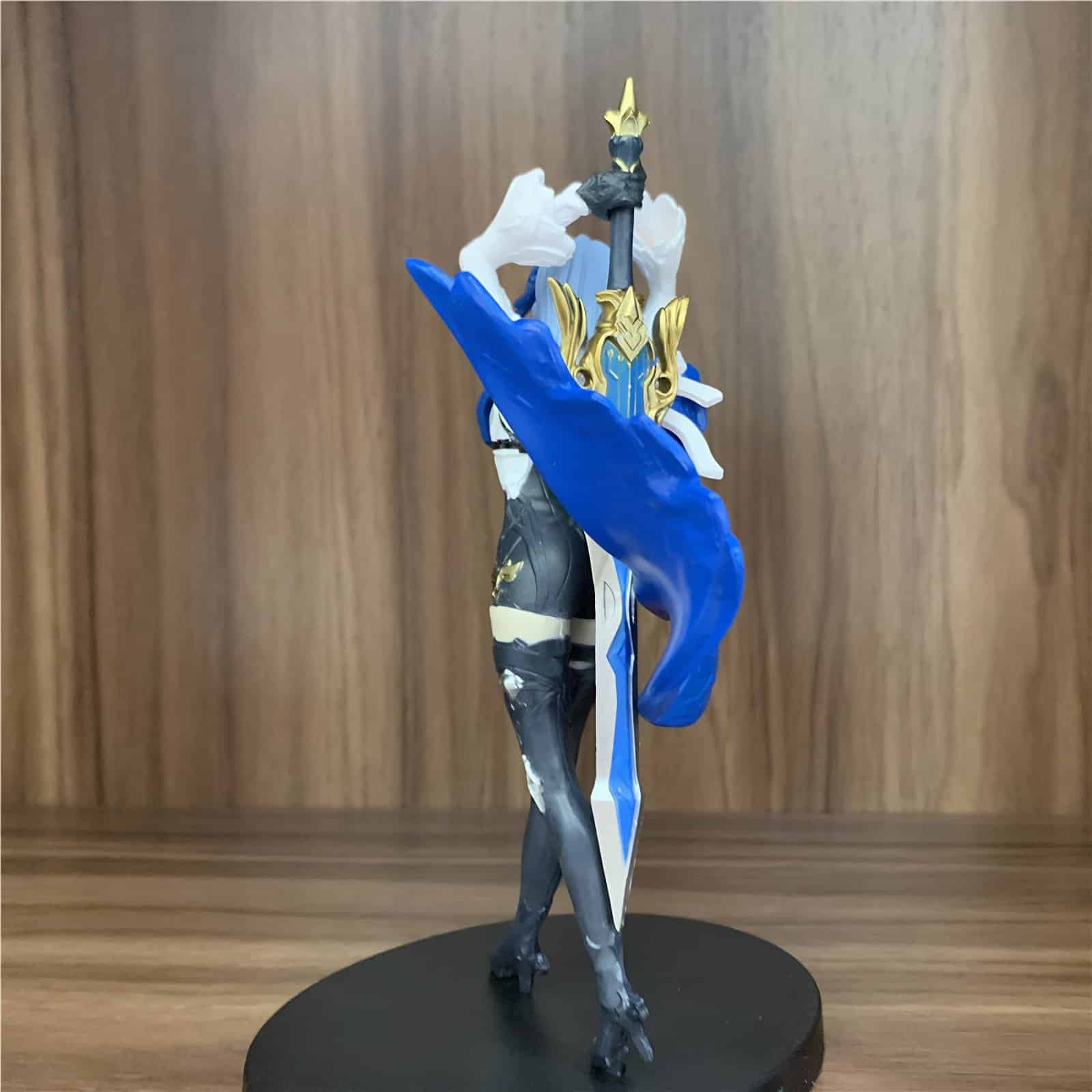 Handcrafted, 3D printed resin Eula figure from Genshin Impact, standing 16cm (6.3 inches) tall. A must-have for any fan's collec