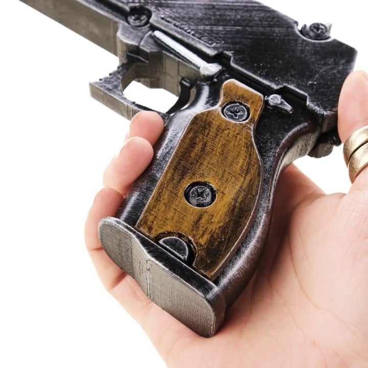 Hellsing ARMS Jackal Replica Prop From Hellsing By Blasters4Masters 2