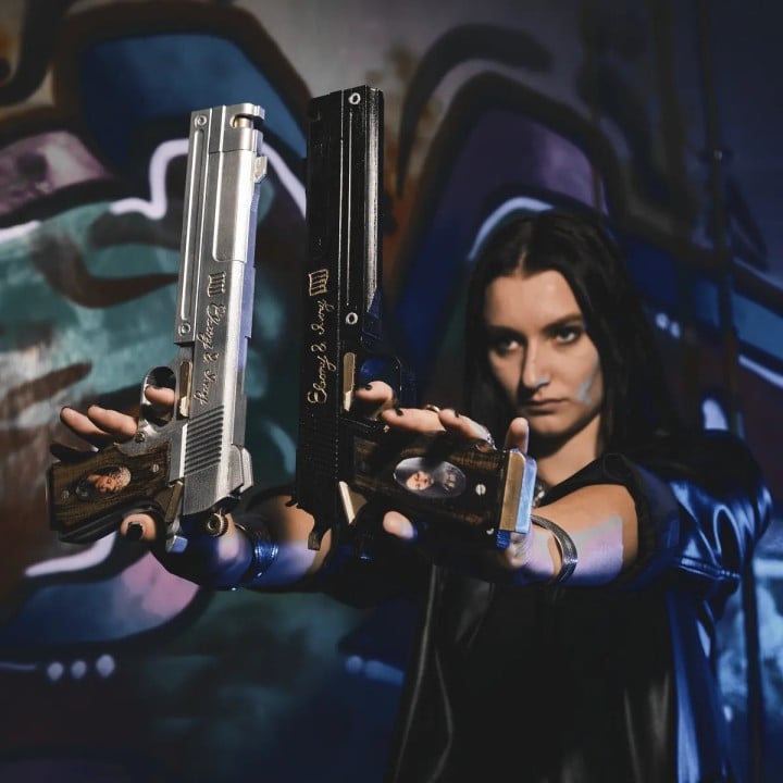 Ebony Ivory Replica Prop From Devil May Cry By Blasters4Masters 3