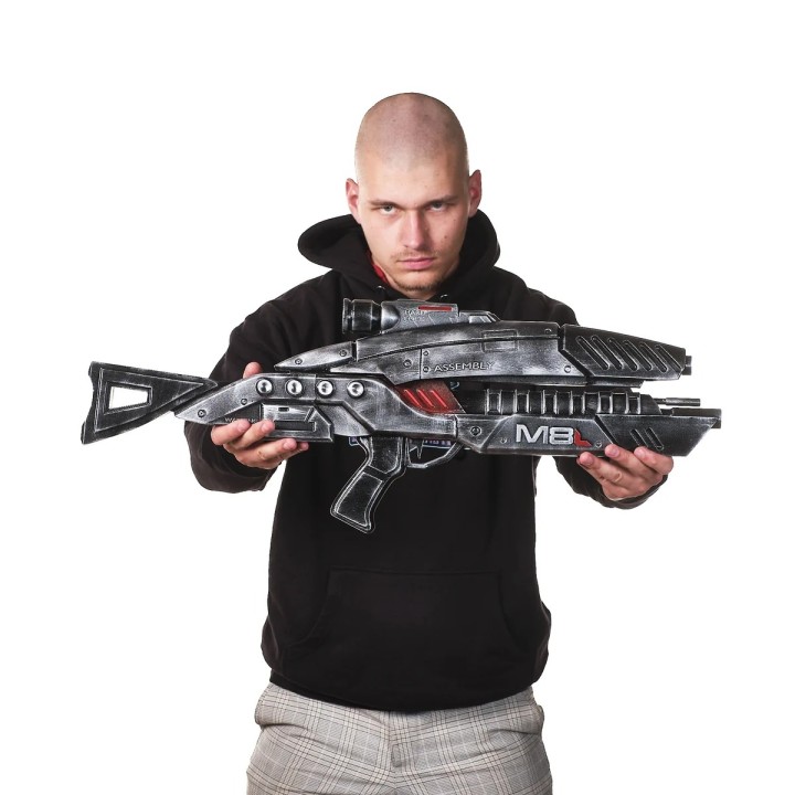 M 8 Avenger Gun Prop Replica From Mass Effect By Blasters4Masters 6