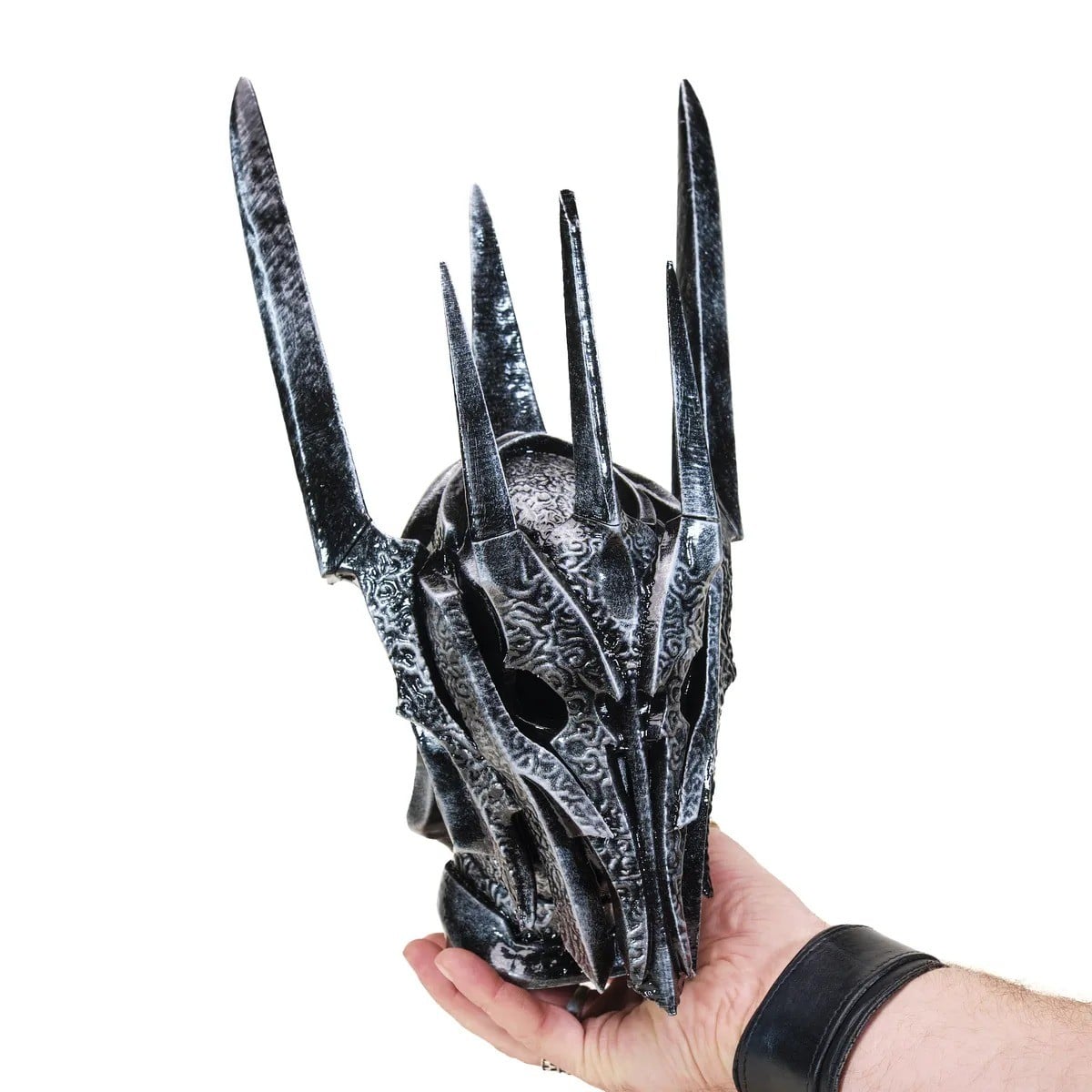 Saurons Helmet Sculpture Replica Prop From The Lord Of The Rings By Blasters4Masters 9