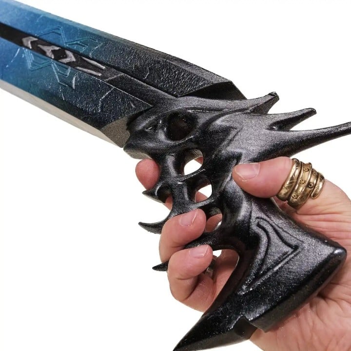 Lucians Pistols Replica Prop From League Of Legends By Blasters4Masters 24