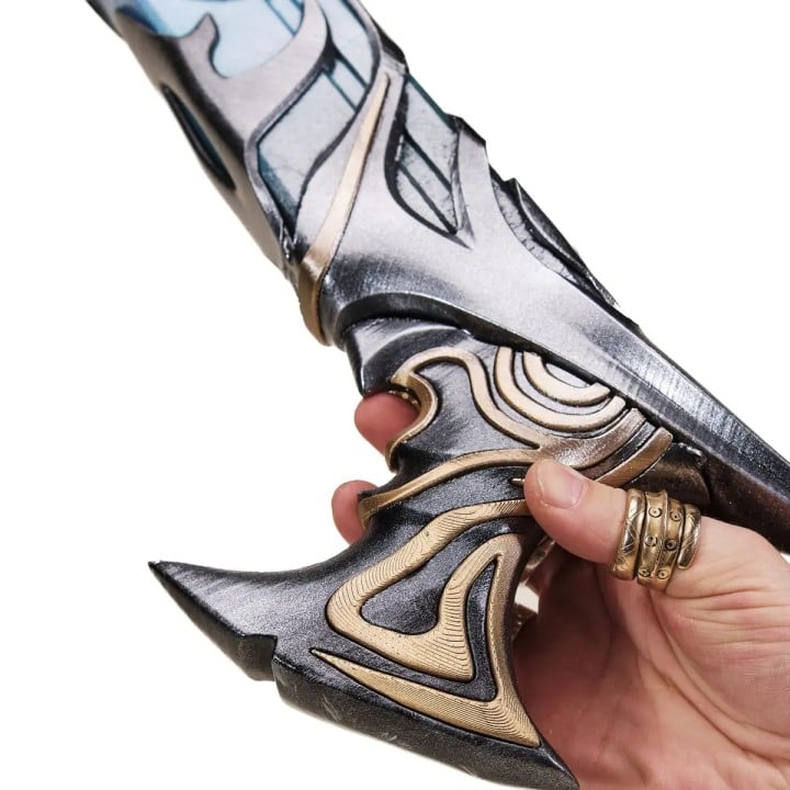 Lucians Pistols Replica Prop From League Of Legends By Blasters4Masters 11
