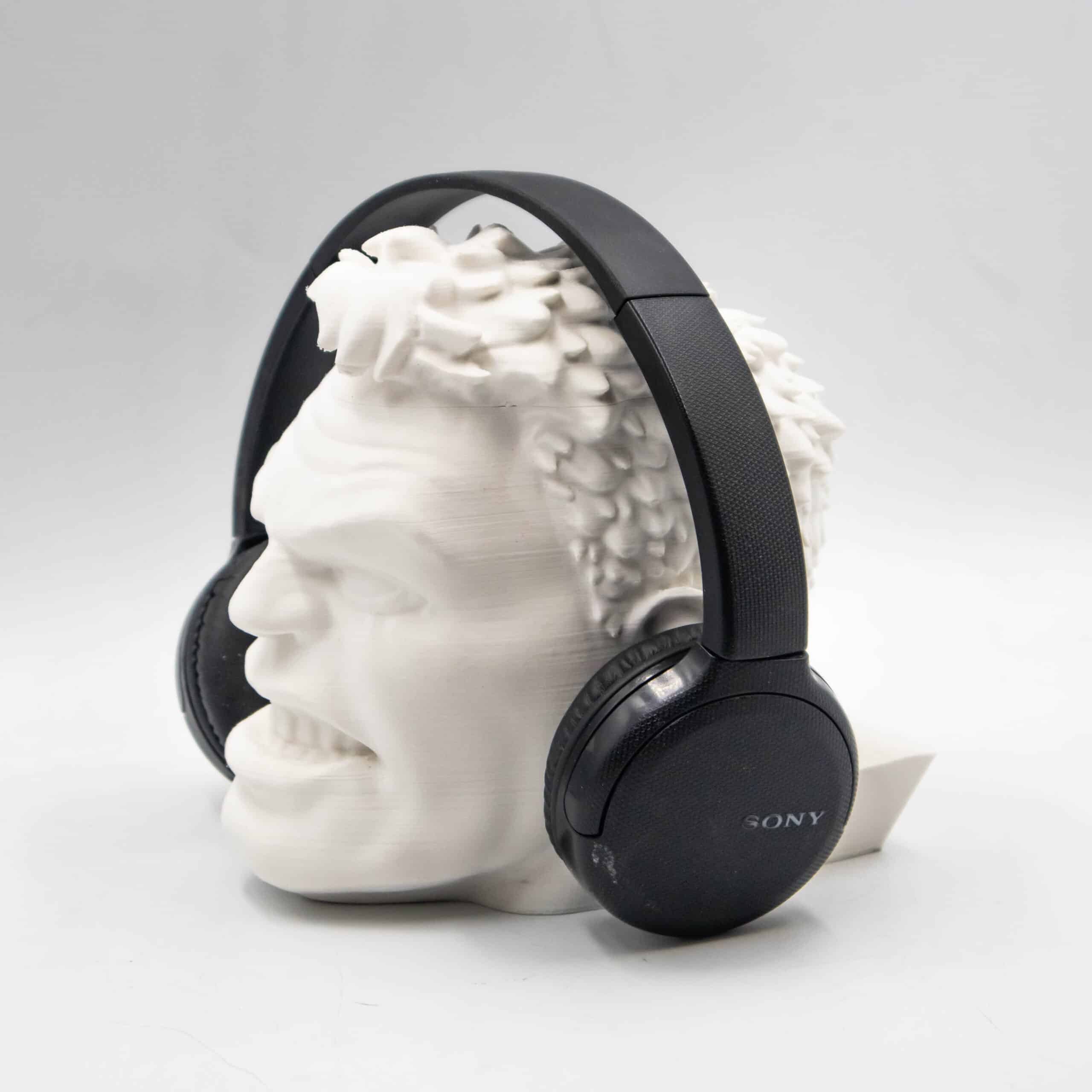 Hulk Headset stand (8)