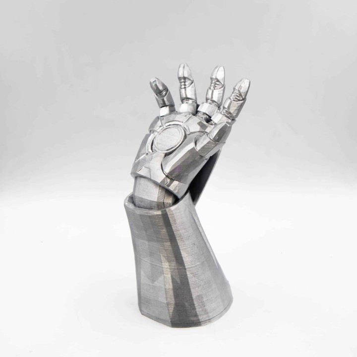 Iron Mans Hands (7)