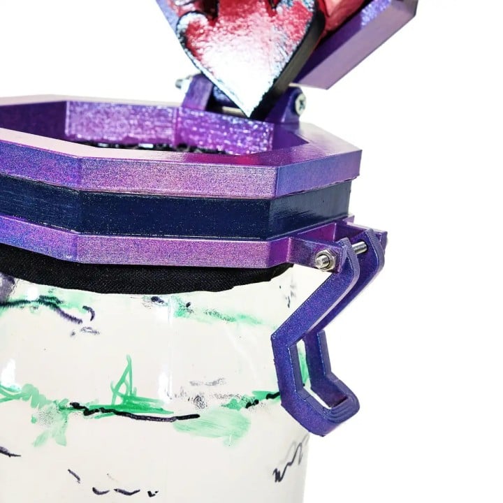 Moxxis Tip Jar Replica Prop From Borderlands By Blasters4Masters 5