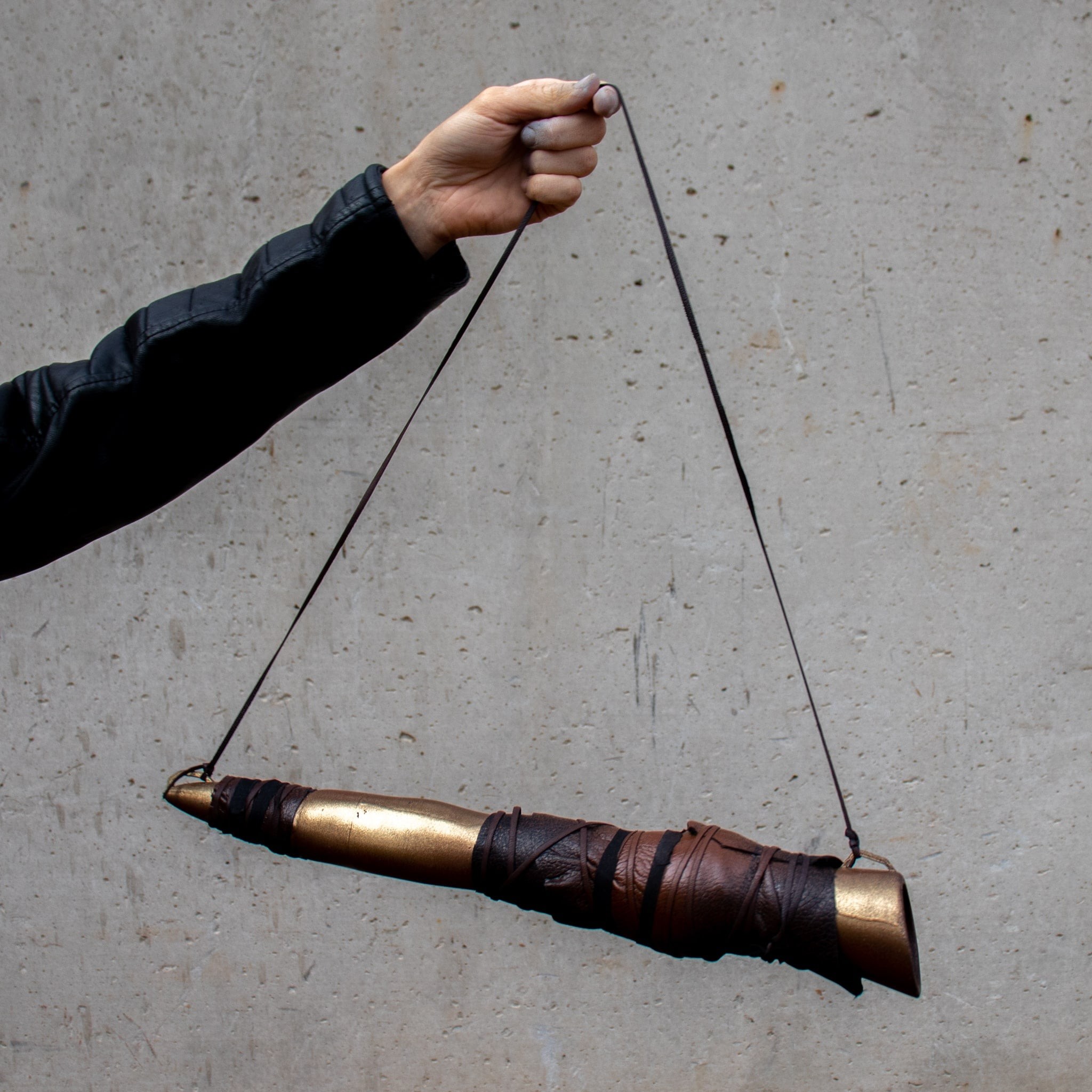 Lara Croft Quiver 11
