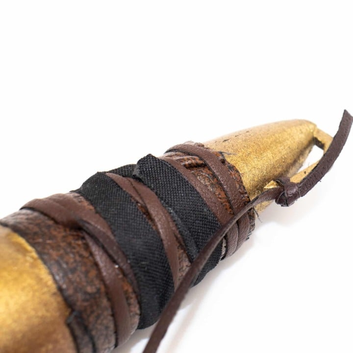 Lara Croft Quiver 7