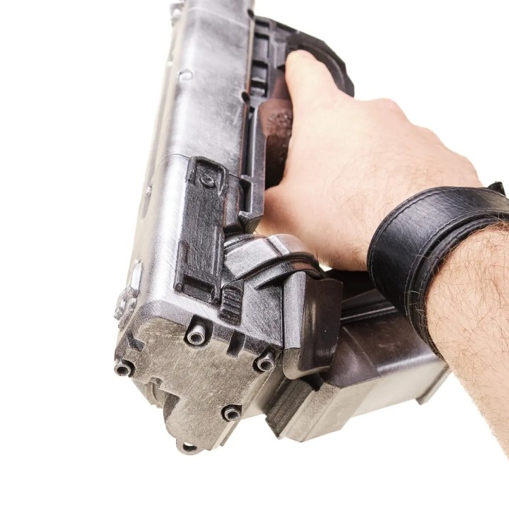 DR12 Quasar Replica Prop From Cyberpunk 2077 By Blasters4Masters 8