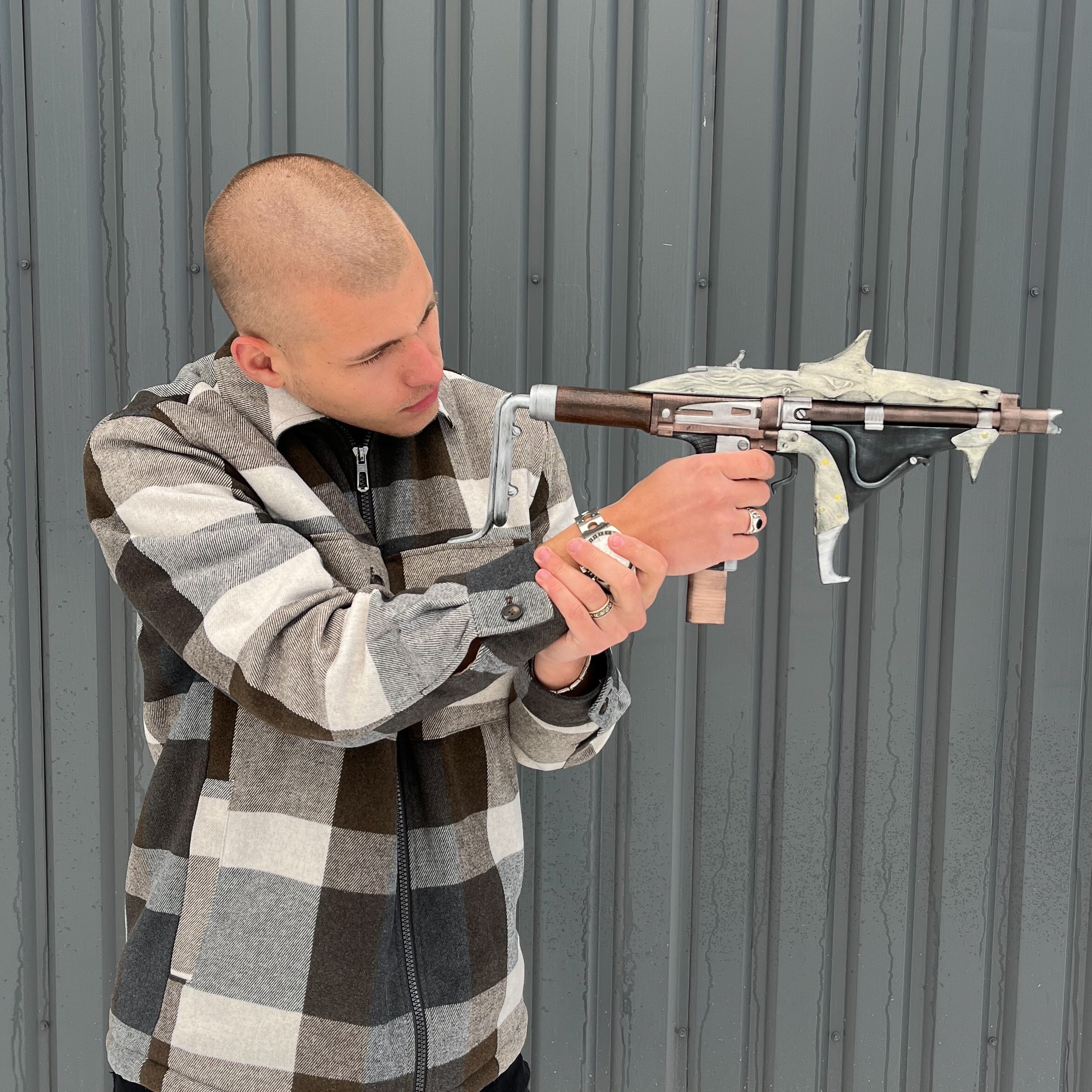Tarrabah-prop-replica-Destiny-2-by-Blasters4Masters