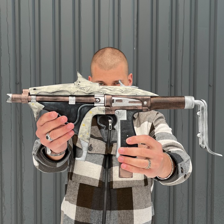 Tarrabah-prop-replica-Destiny-2-by-Blasters4Masters