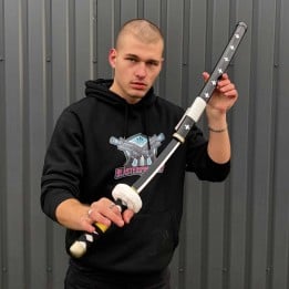 Trafagar kaws kikoku katana prop by blaster4masters (5)