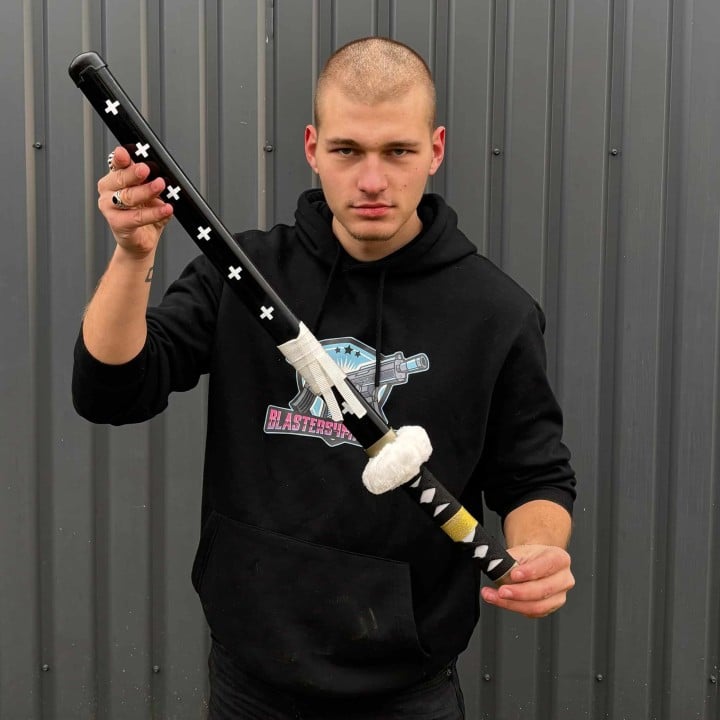 Trafagar kaws kikoku katana prop by blaster4masters (5)