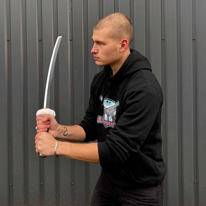 Trafagar kaws kikoku katana prop by blaster4masters (5)