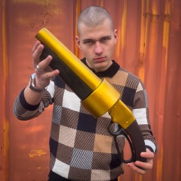 team fortress Scout's Golden Scattergun prop replica by blasters4masters 1