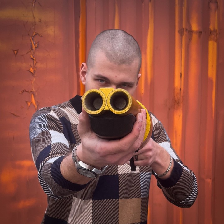 team fortress Scout's Golden Scattergun prop replica by blasters4masters 1