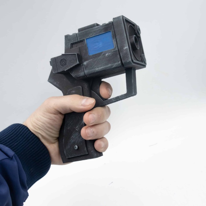 resident evil scanner 8