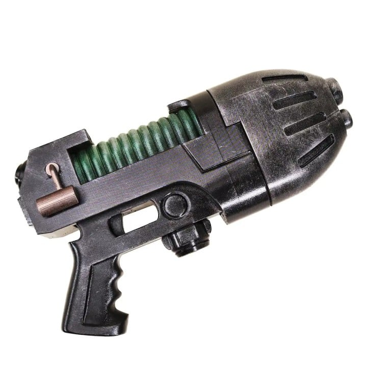 Plasma Pistol Replica Prop From Warhammer 40K By Blasters4Masters 8