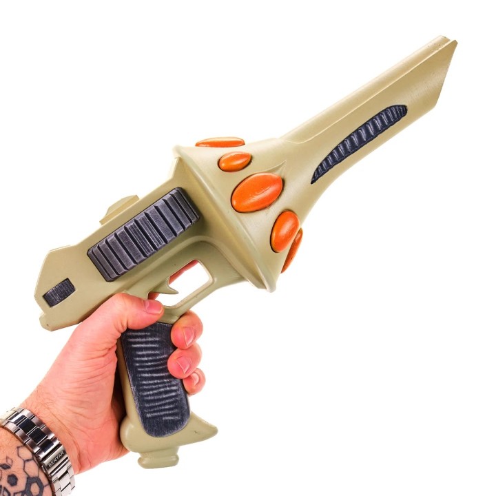Shuriken Pistol Replica Prop From Warhammer 40K By Blasters4Masters 1