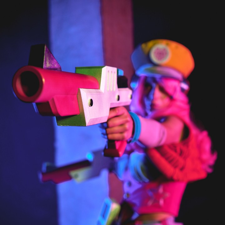 miss fortune Arcade pistols replica prop League Of Legends LoL by Blasters4Masters
