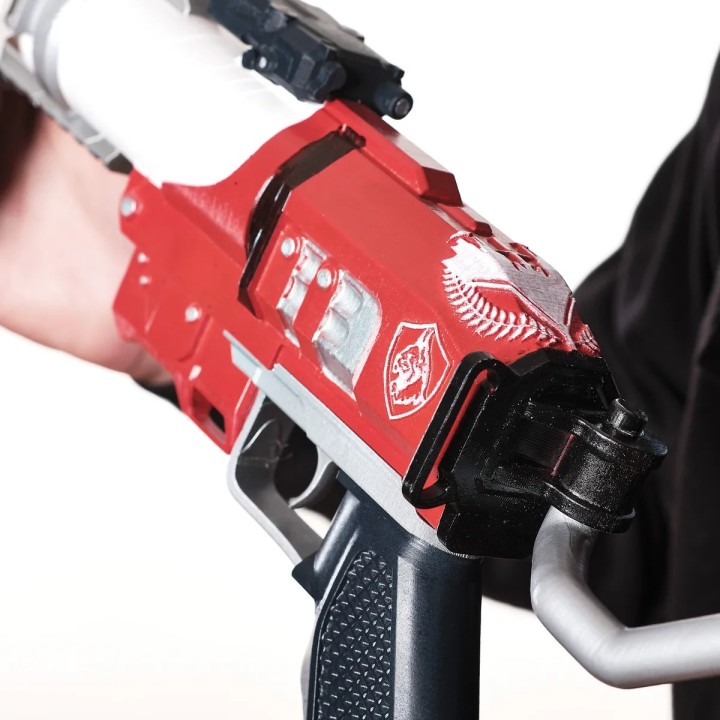 Mountaintop Grenade Launcher Prop Replica From Destiny 2 By Blasters4Masters 10