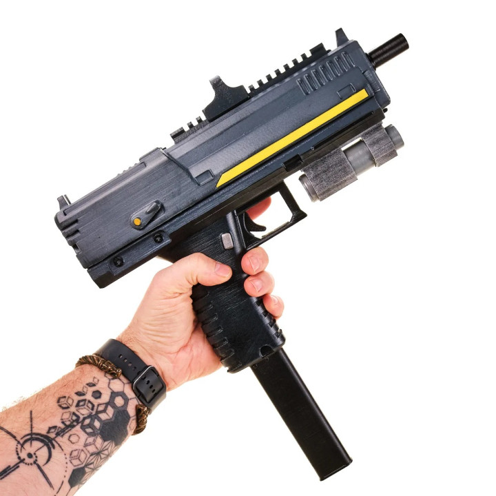 P 19 Redeemer Replica Prop From Helldivers 2 By Blasters4Masters 1