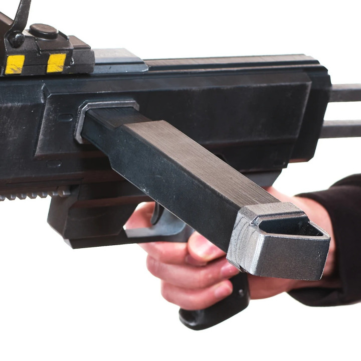 SMG 37 Defender Replica Prop From Helldivers 2 By Blasters4Masters 11