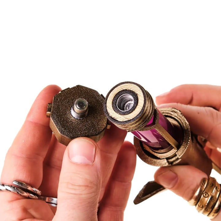 Eye Shimmer Syringe Replica Prop From Arcane League Of Legends By Blasters4Masters 7.jpg