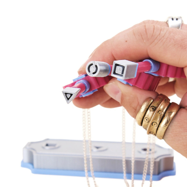 HideSeek Keys Replica Prop From Squid Game By Blasters4Masters 3