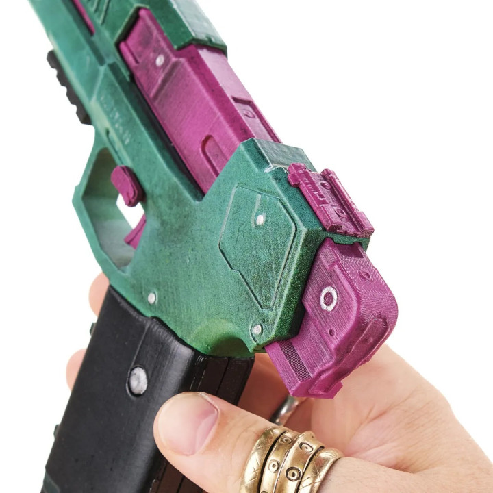 Rebeccas Pistol Replica Prop From Cyberpunk 2077 By Blasters4Masters 3