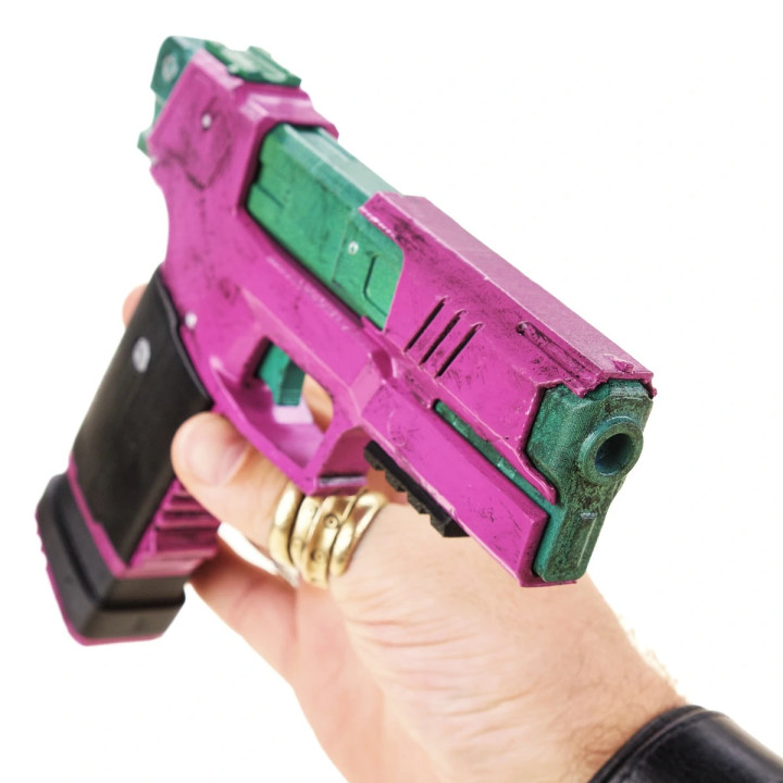 Rebeccas Pistol Inverted Replica Prop From Cyberpunk 2077 By Blasters4Masters 7